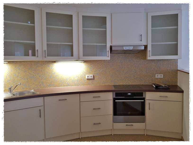 2 Zi. Erdgeschosswohnung mit Loggia und EBK**** City Nah**** frei ab sofort