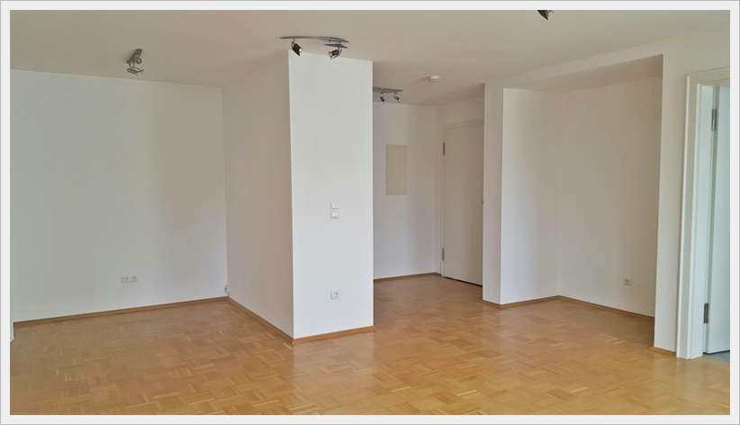 2 Zi. DG Wohnung frei ab sofort -Wohnen in zentraler Innenstadt Lage