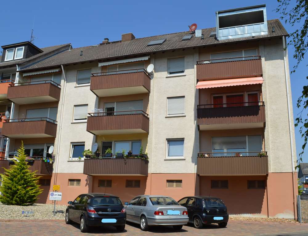 Wunderschöne 3 Zi-Etagenwohnung mit 2xBalkone frei ab 01.09.2019