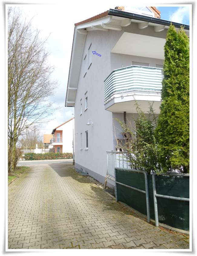 Tolle 2 Zi- Dachgeschoß Wohnung mit Einbauküche