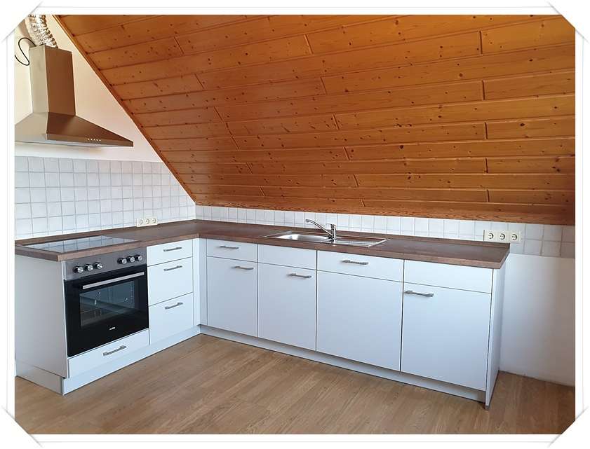Geräumiges und helles 1 Zi Appartement mit abgeschlossener Küche inkl. EBK und Tgl. Duschbad******