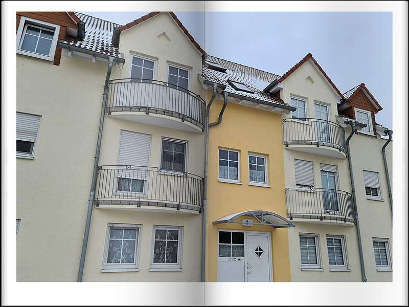 Ruhige Lage ! Tolle geschnittene 3 Zi. EG Wohnung mit Kellerraum und PKW Außenstellplatz