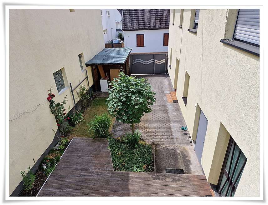 Provisionsfrei+++++Außergewöhnliches EFH inkl. Grd. (uneinsehbar) und Nebengebäude zu Verkaufen