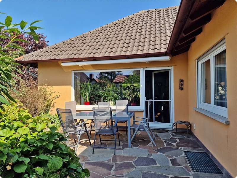 Sorgen sie für ihr Alter vor………. Walmdachbungalow mit Sonnenterrasse, Vollkeller, uvm++Top Lage