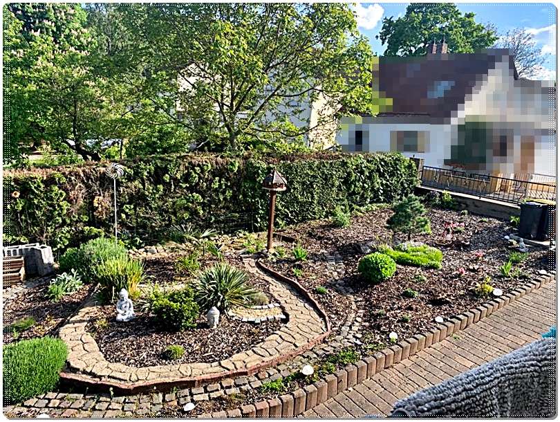 Sehr geräumiges Einfamilienhaus, naturnah und ruhig gelegen