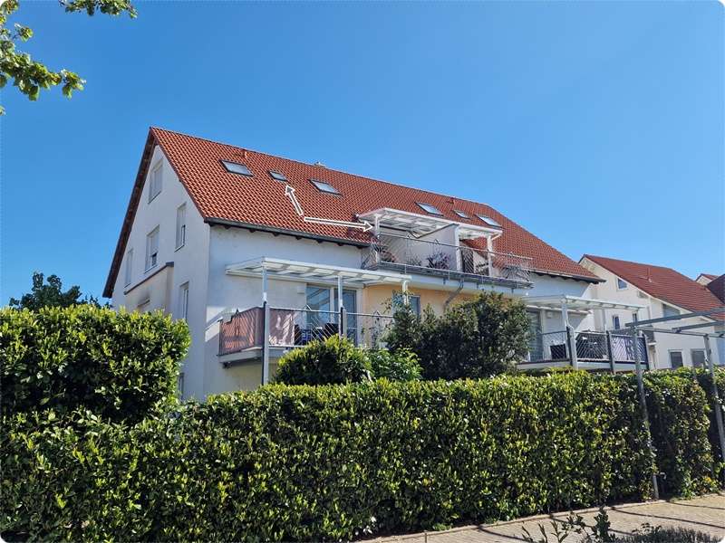Helle 5 Zi. Maisonette-Wohnung mit überdachtem Balkon- frei ab Juni 2024
