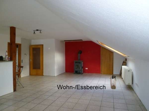 Oppenheim, 2 ZKB mit Kamin und schönen Fernblick