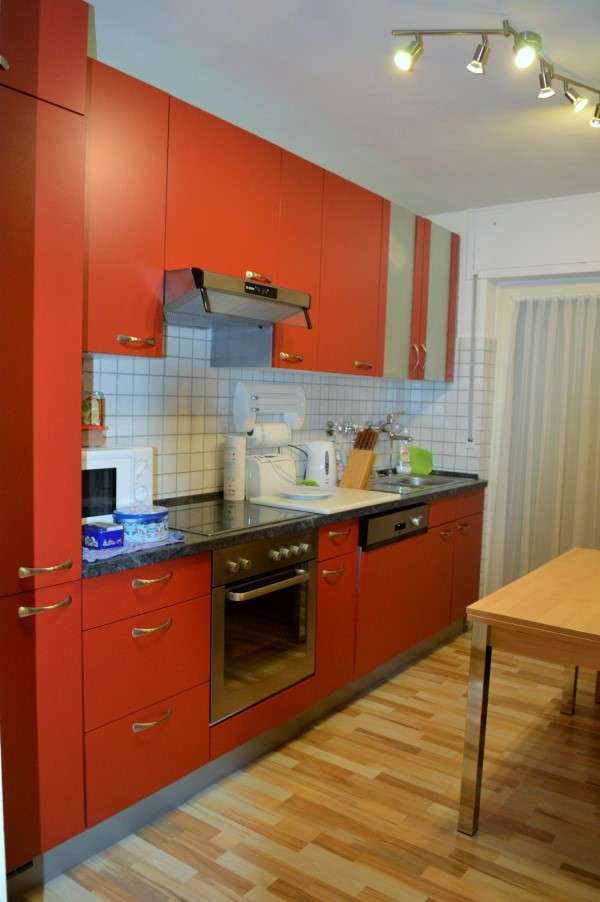 Wunderschöne 2Zi-Etagenwohnung inkl. EBK, 2xBalkone und PKW Außenstellplatz frei ab 1.1.2015