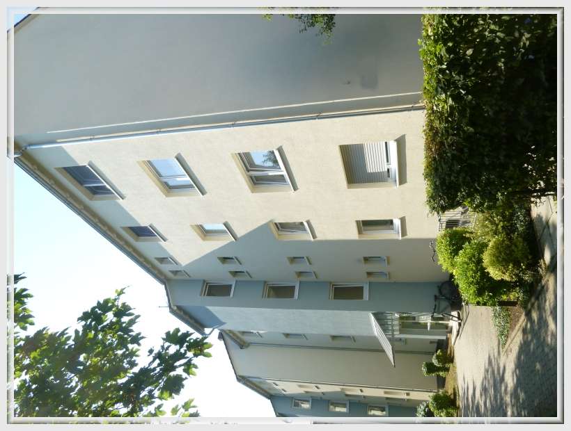 Schöne und helle  4 Zimmer Wohnung-einfach Atemberaubend****