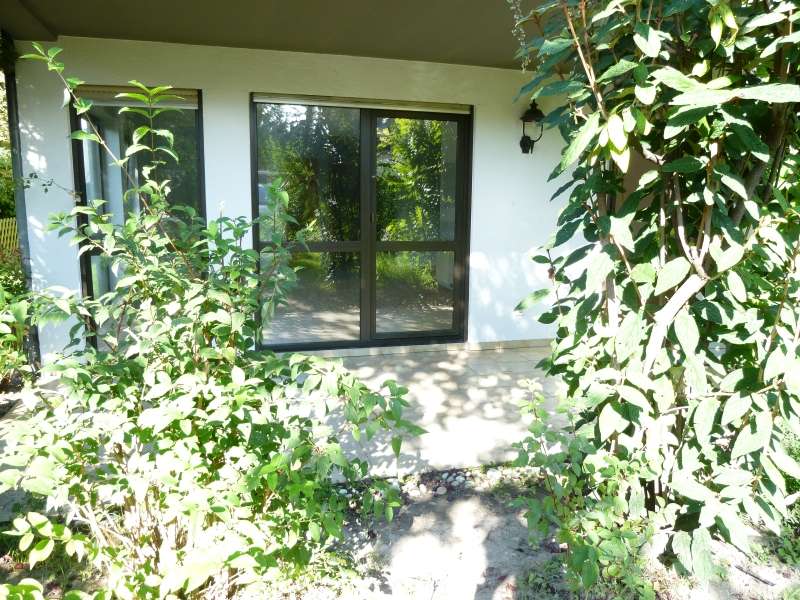 2 Zi. Erdgeschosswohnung mit Terrasse und Garten- frei ab sofort*******