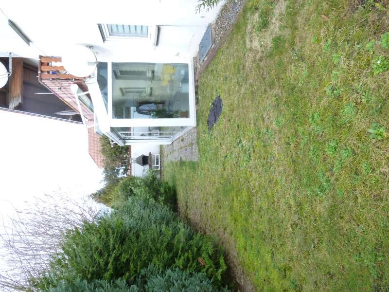 Ab sofort ****Helle 4 Zi. Etagenwohnung mit Wintergarten sucht Familienanschluss