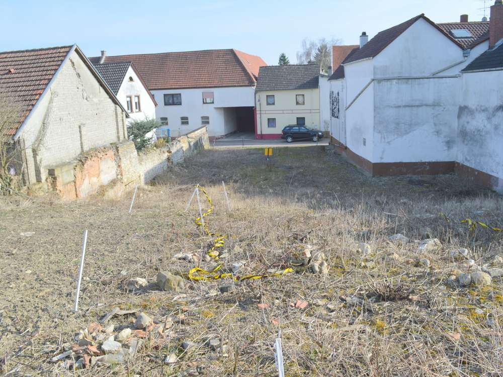 Baugrundstück voll erschlossenl idyllisch gelegen ****Feldrandlage****