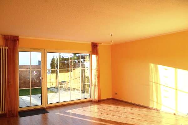 Wohnen wo andere Urlaub machen. Reihenmittelhaus mit Garten und EBK sucht neue Mieter!