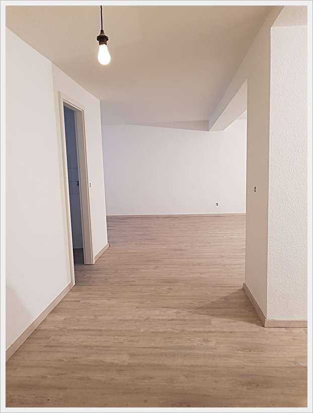 Erstbezug nach kompletter Sanierung,helle 2 Zi. Souterrain-Whg. inkl. EBK--Zentral zur Mainzer City