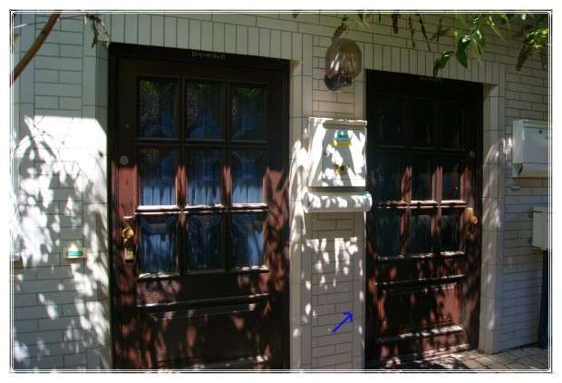 Ruhige 2,5 Zi. DG-Wohnung mit großem Balkon-frei ab 1.10.2014 – in ruhiger Anliegerstr.