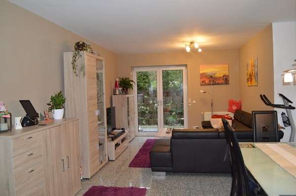 Traumhafte 2 Zimmerwohnung incl. EBK und Terrasse - frei ab sofort