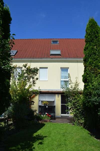 Gemütliche 5 Zi. Maisonette Wohnung über 3 Ebenen mit Reihenhauscharakter; klein aber fein!